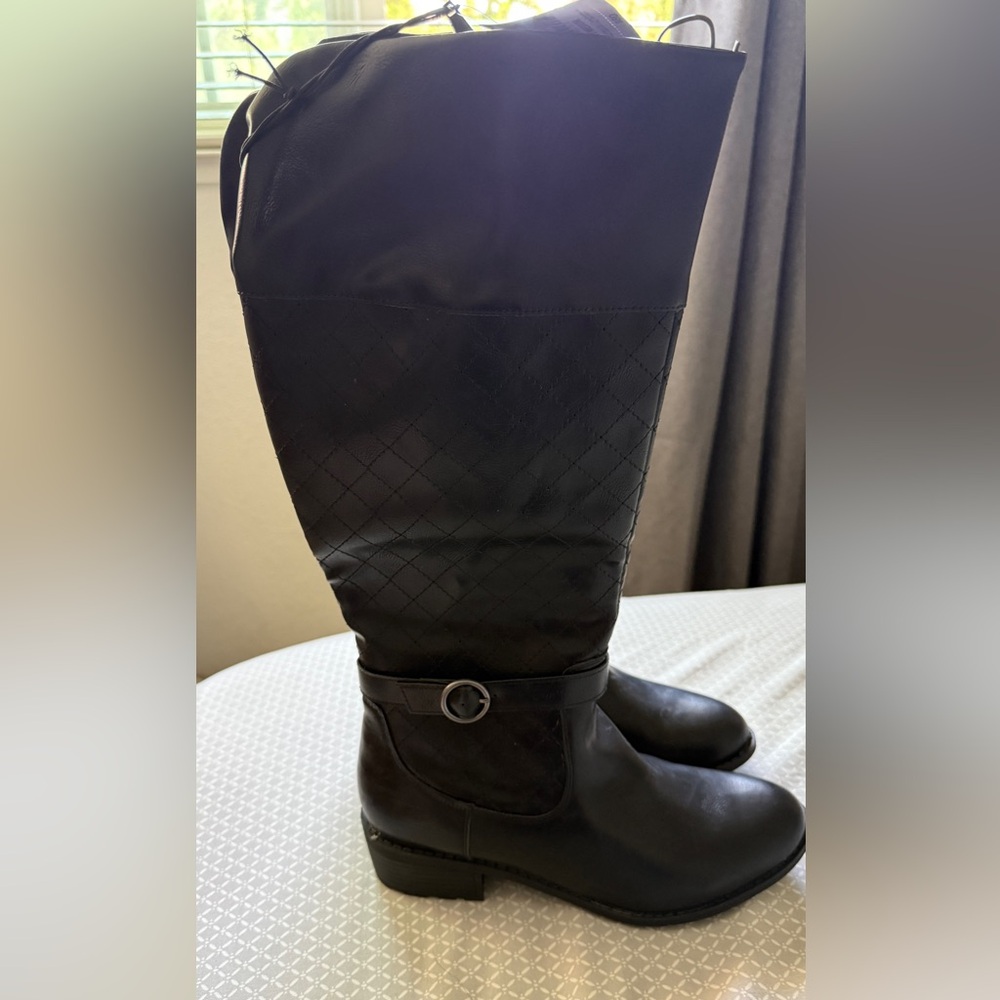 St. John's Bay Black Heeled Boots Classic Design
